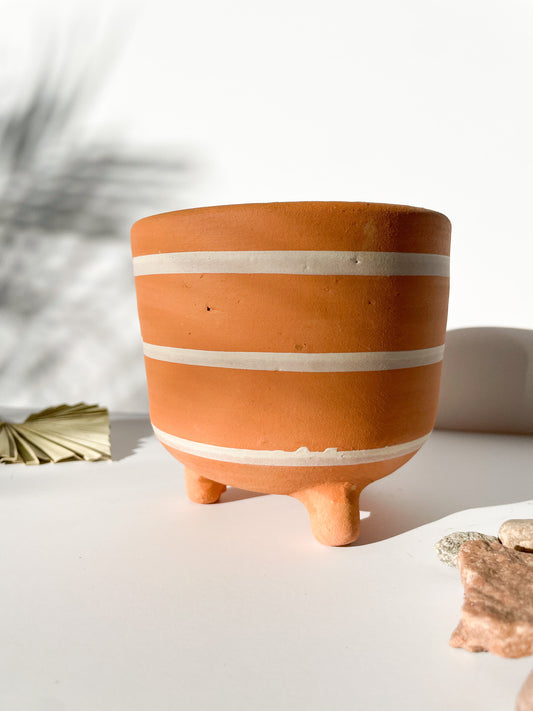 Kyr Terracotta Pot